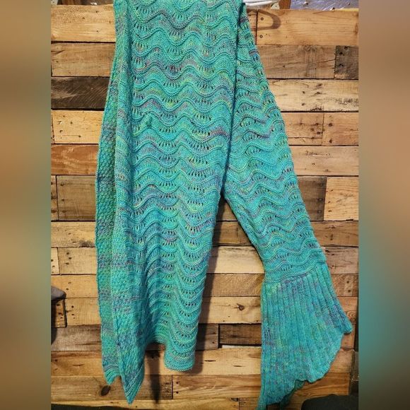 Crochet Mermaid blanket - Picture 5 of 5